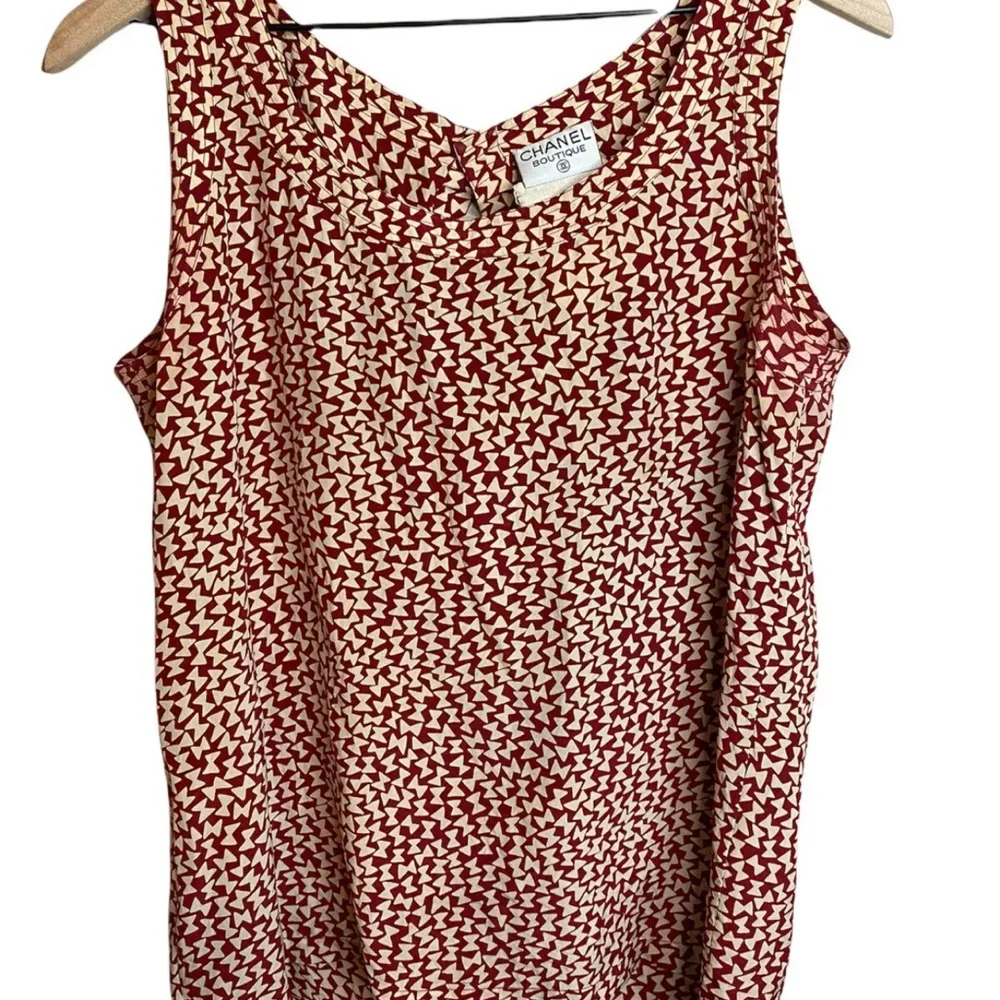 Chanel Boutique Vintage Bow Print Top